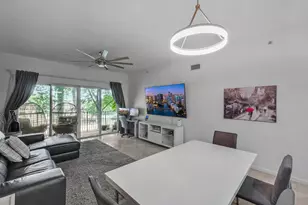 1610 Presidential Way, West Palm Beach, FL 33401 - Photo 5