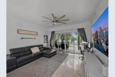 1610 Presidential Way #B-207, West Palm Beach, FL 33401 - Photo 1