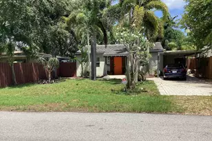 1528 NE 1st Ave., Fort Lauderdale, FL 33304 - Photo 1