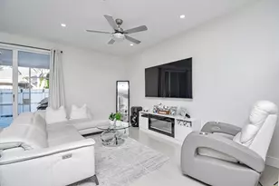 819 NW 42nd Pl, Deerfield Beach, FL 33064 - Photo 11