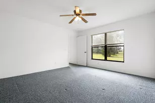 5940 NW Brenda Cir, Port Saint Lucie, FL 34986 - Photo 9