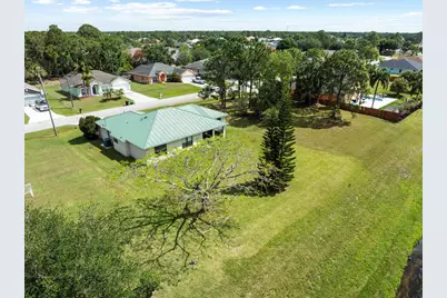 5940 NW Brenda Circle, Port Saint Lucie, FL 34986 - Photo 23