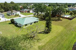 5940 NW Brenda Cir, Port Saint Lucie, FL 34986 - Photo 23