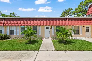 647 Marlboro Oval, Lake Worth, FL 33467 - Photo 1