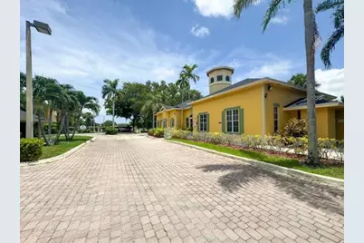 1104 Meadows Circle, Boynton Beach, FL 33436 - Photo 3