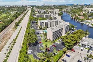 21 Royal Palm Way, Boca Raton, FL 33432 - Photo 1