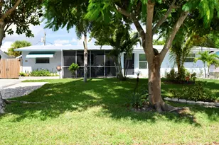 438 SE Fini Dr, Stuart, FL 34996 - Photo 1