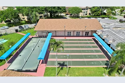 721 Lori Drive #303, Palm Springs, FL 33461 - Photo 11