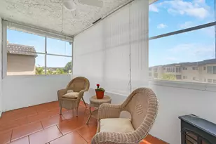 721 Lori Dr, Palm Springs, FL 33461 - Photo 7