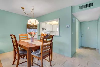 721 Lori Drive #303, Palm Springs, FL 33461 - Photo 5