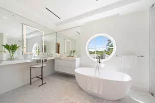 301 Plantation Rd, Palm Beach, FL 33480 - Photo 21