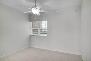 2640 Lake Shore Dr, Riviera Beach, FL 33404 - Photo 35
