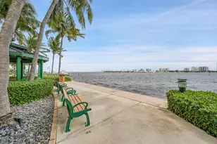 2640 Lake Shore Dr, Riviera Beach, FL 33404 - Photo 45
