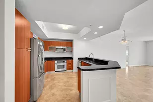 2640 Lake Shore Dr, Riviera Beach, FL 33404 - Photo 11
