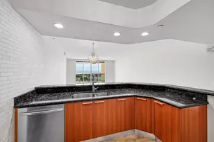 2640 Lake Shore Dr, Riviera Beach, FL 33404 - Photo 13