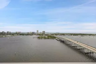 2640 Lake Shore Dr, Riviera Beach, FL 33404 - Photo 5