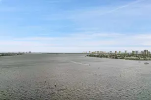 2640 Lake Shore Dr, Riviera Beach, FL 33404 - Photo 3
