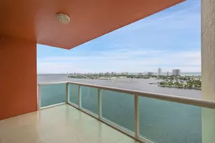 2640 Lake Shore Dr, Riviera Beach, FL 33404 - Photo 7