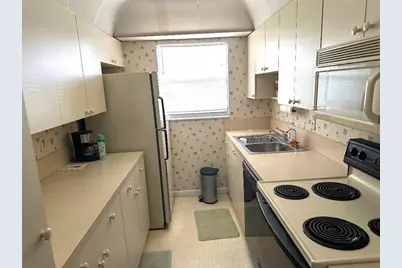 135 South Boulevard #A, Boynton Beach, FL 33435 - Photo 11