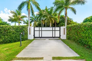 5447 Center St, Jupiter, FL 33458 - Photo 5