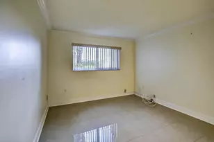 2951 Sunrise Lakes Dr E, Sunrise, FL 33322 - Photo 21