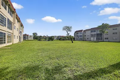 2951 Sunrise Lakes Drive E #107, Sunrise, FL 33322 - Photo 25