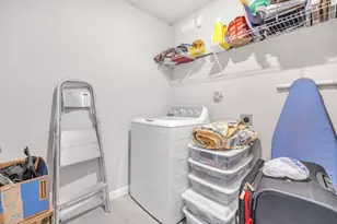 5688 Mentmore Dr, West Palm Beach, FL 33407 - Photo 3