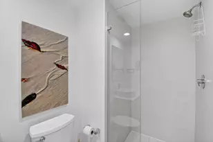 2602 E Hallandale Beach Blvd, Hallandale Beach, FL 33009 - Photo 33