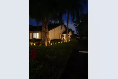 115 Ramblewood Circle, Royal Palm Beach, FL 33411 - Photo 11