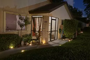 115 Ramblewood Cir, Royal Palm Beach, FL 33411 - Photo 3