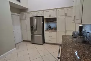 115 Ramblewood Cir, Royal Palm Beach, FL 33411 - Photo 11