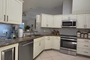 115 Ramblewood Cir, Royal Palm Beach, FL 33411 - Photo 13