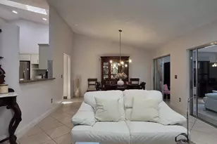 115 Ramblewood Cir, Royal Palm Beach, FL 33411 - Photo 3