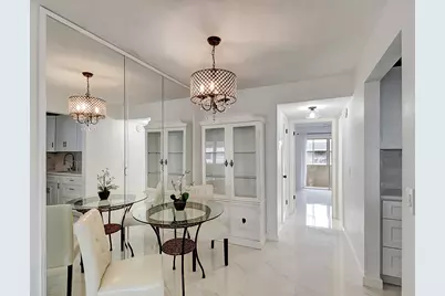 326 Camden N, West Palm Beach, FL 33417 - Photo 7