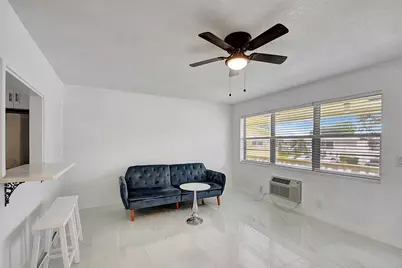 326 Camden N, West Palm Beach, FL 33417 - Photo 5