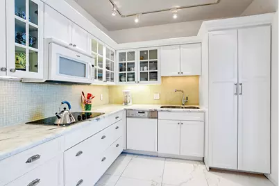 2150 Ibis Isle Road #7, Palm Beach, FL 33480 - Photo 17