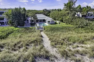 77 N Beach Rd, Jupiter Island, FL 33455 - Photo 13
