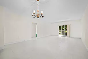 200 E Royal Palm Rd, Boca Raton, FL 33432 - Photo 5