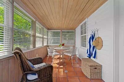 122 SE 7th Avenue, Delray Beach, FL 33483 - Photo 3