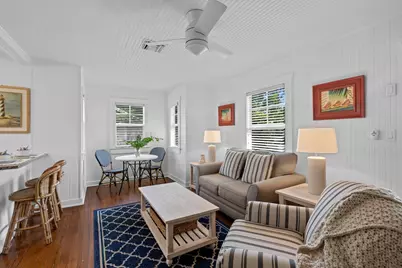 122 SE 7th Avenue, Delray Beach, FL 33483 - Photo 11