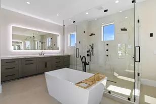 1060 Fairview Ln, Riviera Beach, FL 33404 - Photo 39