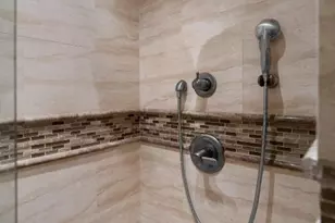 360 Grantham E E, Deerfield Beach, FL 33442 - Photo 27