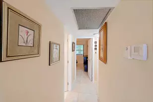 360 Grantham E E, Deerfield Beach, FL 33442 - Photo 13