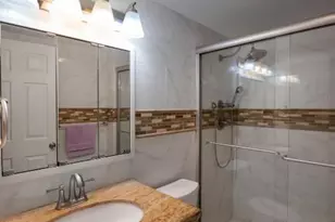 360 Grantham E E, Deerfield Beach, FL 33442 - Photo 15