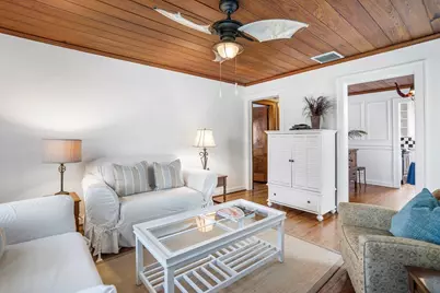 102 SE 7th Avenue #Villa 2, Delray Beach, FL 33483 - Photo 11