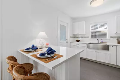 118 SE 7th Avenue, Delray Beach, FL 33483 - Photo 3