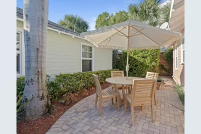 118 SE 7th Avenue, Delray Beach, FL 33483 - Photo 11