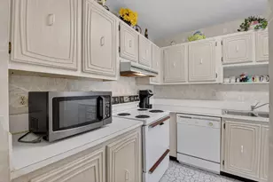 13761 Flora Pl, Delray Beach, FL 33484 - Photo 13