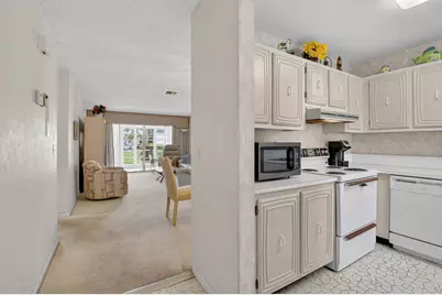 13761 Flora Place #A, Delray Beach, FL 33484 - Photo 7