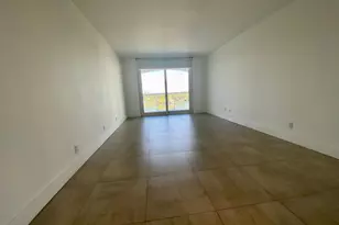 5401 Collins Ave, Miami Beach, FL 33140 - Photo 15